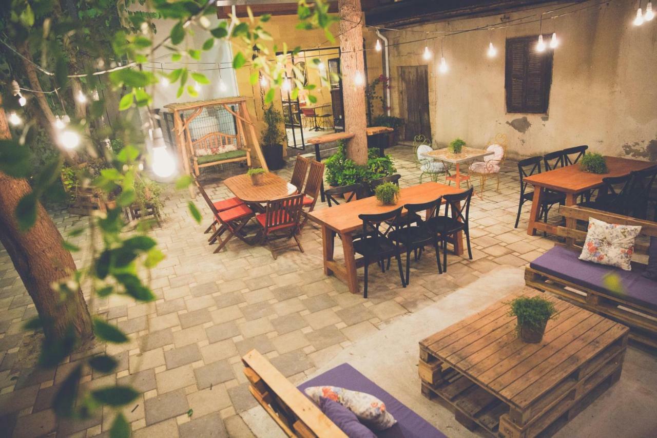The Iskemleci Guest House Nicosia Exterior photo
