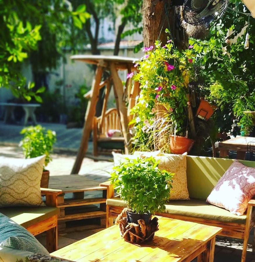 The Iskemleci Guest House Nicosia Exterior photo